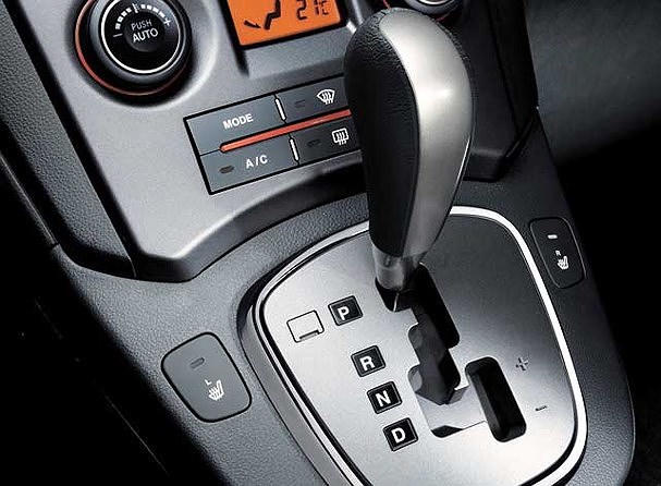 Khắc phục lỗi đạp nhầm chân ga ô tô 