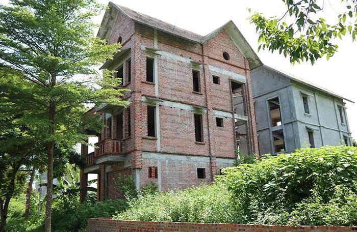 Liên tục thay chủ tịch, khu đô thị Hà Phong vẫn bị bỏ hoang nhiều năm