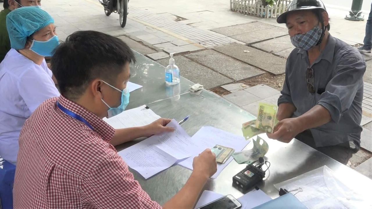 'Cười như mếu' bởi lý do ra đường của nhiều người Hà Nội đợt giãn cách mới