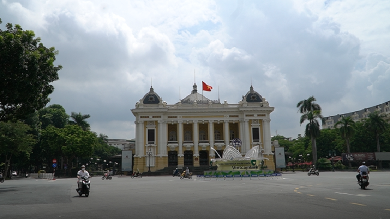 Hà Nội rực rỡ cờ Tổ quốc chào mừng 2/9 