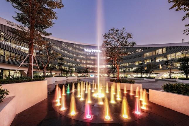 Những tòa cao ốc có kiến trúc độc đáo ở Hà Nội