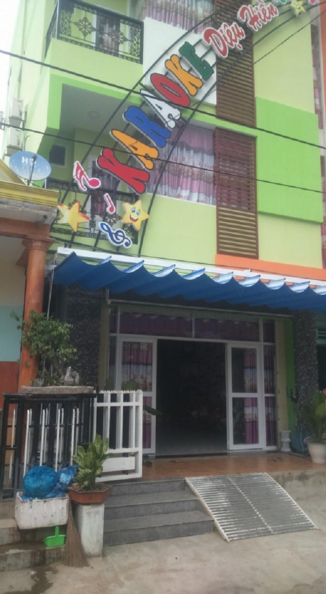 Giải cứu 5 thôn nữ sa chân vào 'ổ' kích dục