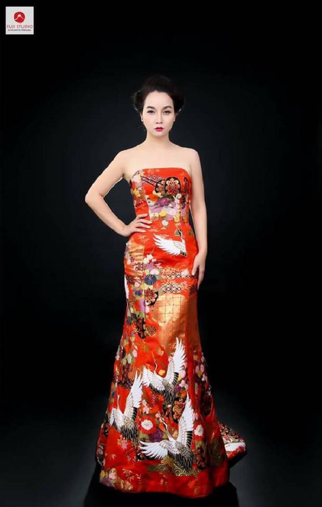 Diễn viên Mai Thu Huyền chia sẻ về tình đầu