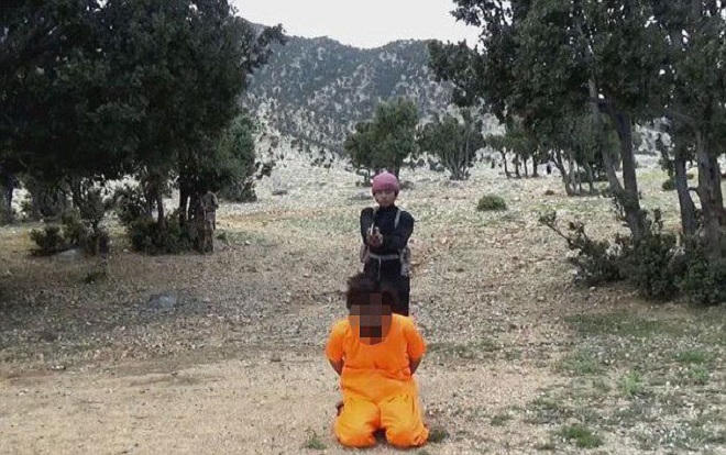 Bí mật trong “lò” đào tạo chiến binh nhí của IS