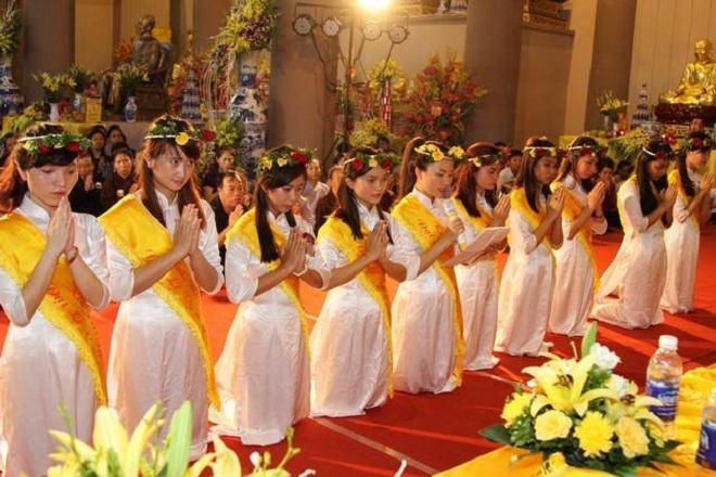 Đạo Phật và những lợi ích tuyệt vời cho người trẻ