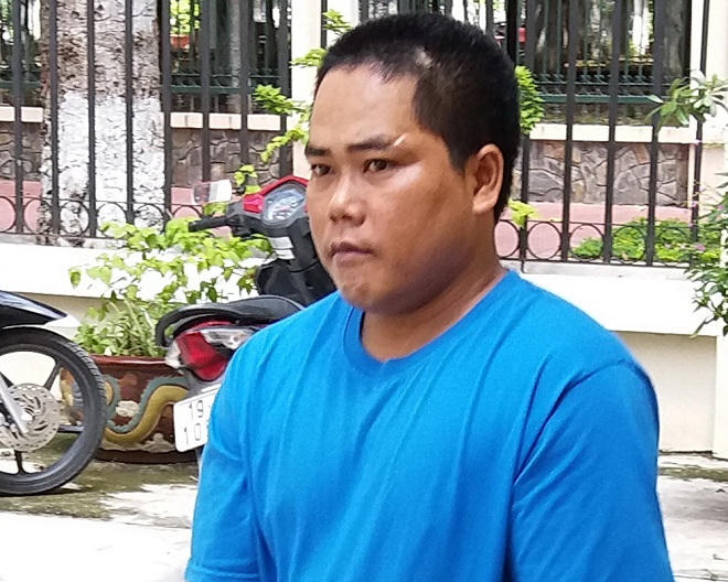 Cô bé 13 tuổi, vừa gặp đã theo bạn trai về...'làm vợ'