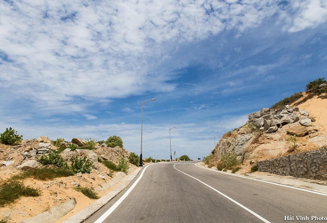 7 ngày dọc ven biển Nam Trung Bộ - Tây Nguyên: Khởi hành trong đêm mưa