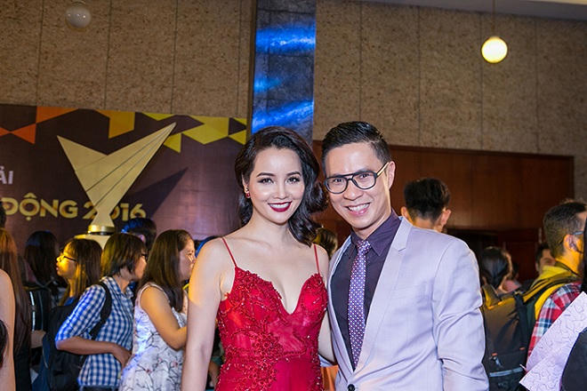 Mai Thu Huyền nổi bật với váy đỏ 