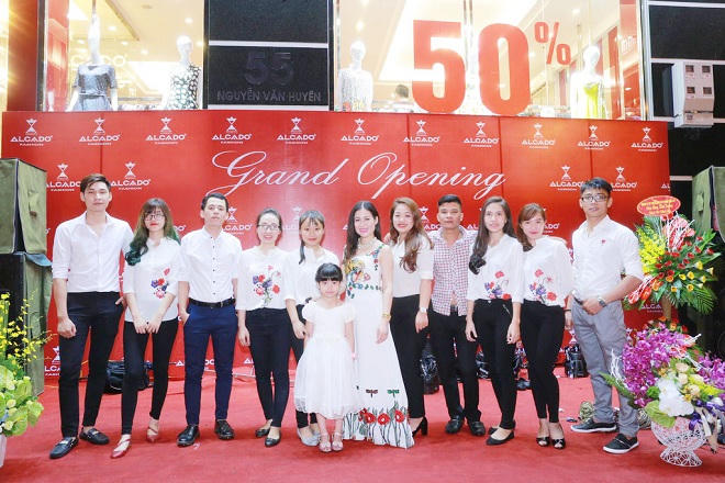 Khai trương ALCADO Nguyễn Văn Huyên tưng bừng giảm giá.