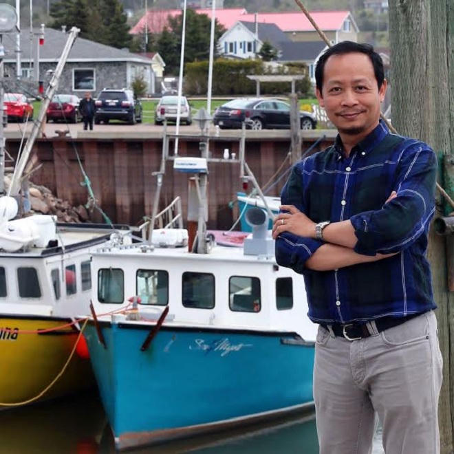 Đạo diễn Phạm Hoàng Nam: “Ekip “khủng” phục vụ anh Xuân Hinh“