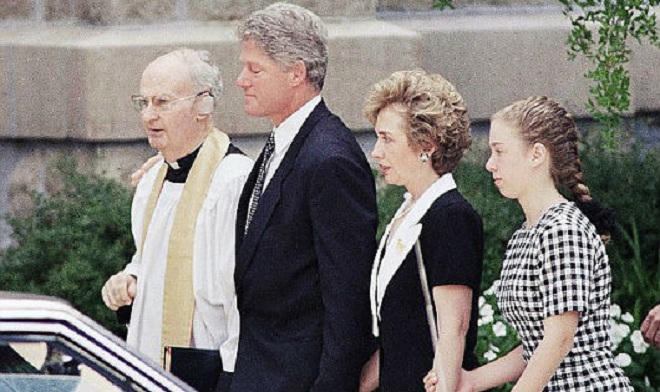 Hé lộ cái chết bí ẩn của cựu cố vấn Nhà trắng