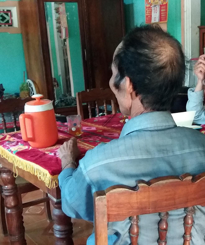 Ngôi nhà không bao giờ mở cửa chính ám ảnh cả làng