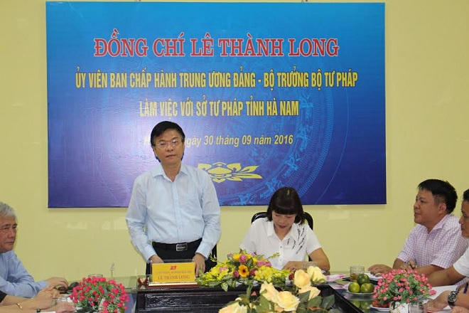 Bộ trưởng Lê Thành Long ghi nhận thành tích của Tư pháp Hà Nam