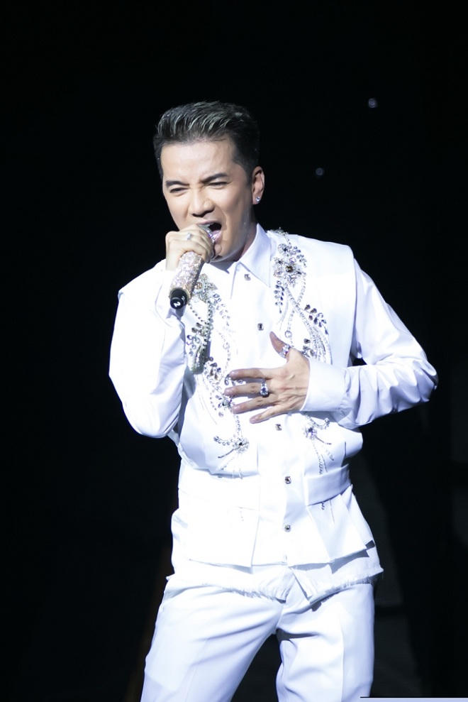 Mãn nhãn với Liveshow 12 tỷ của Đàm Vĩnh Hưng 