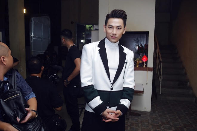 'Sao' nô nức xem show của Mr Đàm