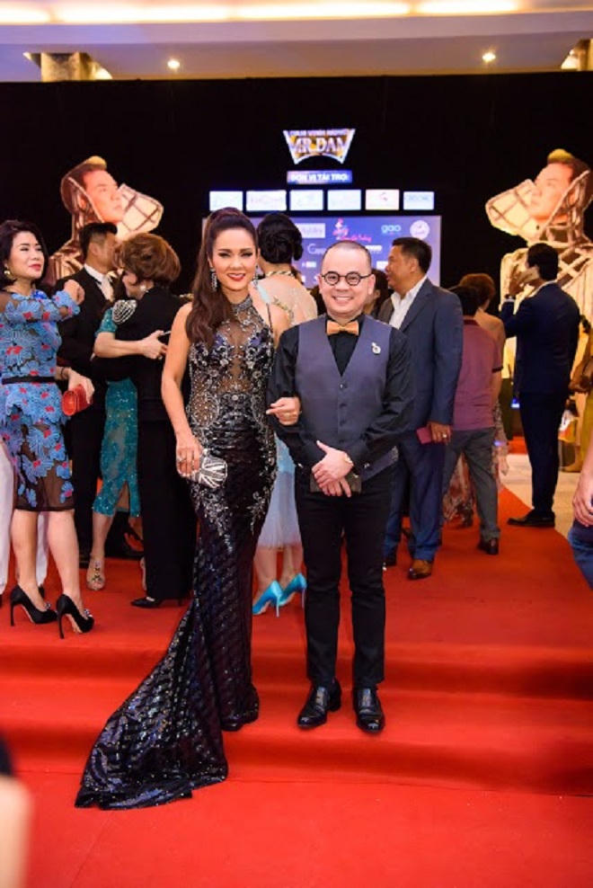 'Sao' nô nức xem show của Mr Đàm