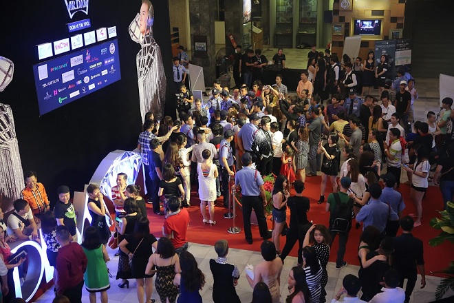 'Sao' nô nức xem show của Mr Đàm