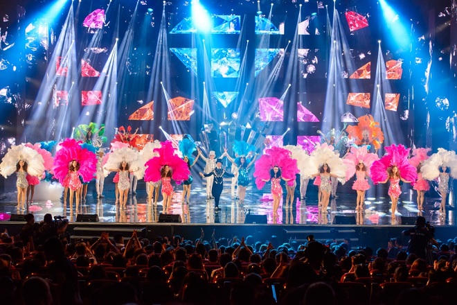 Mãn nhãn với Liveshow 12 tỷ của Đàm Vĩnh Hưng 