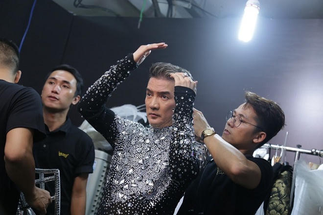 'Sao' nô nức xem show của Mr Đàm