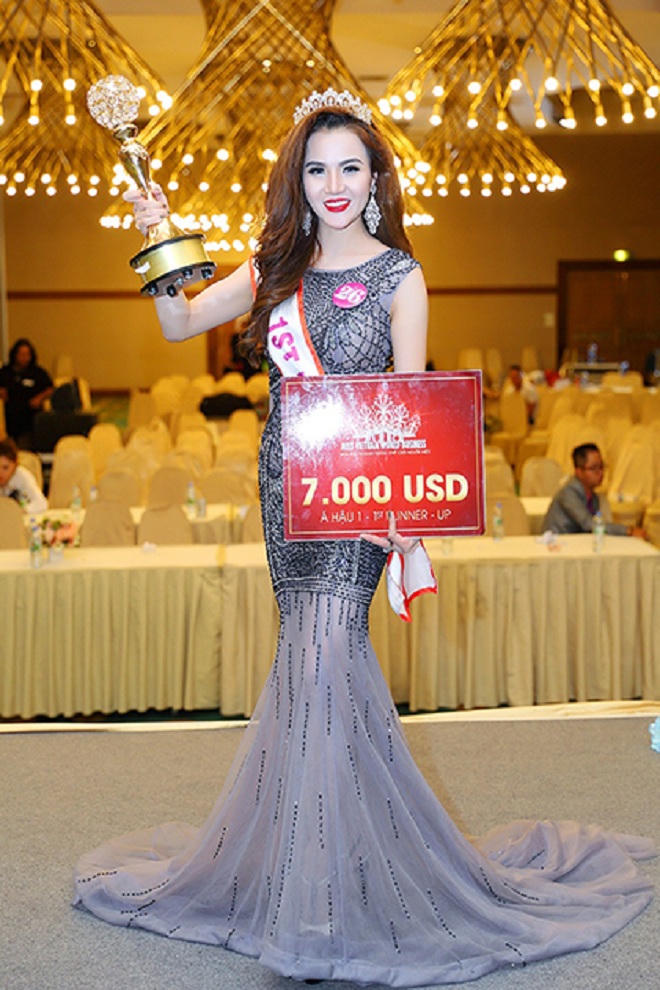 Á Hậu Nguyễn Ngọc Châm: Xã hội sẽ 'chết' nếu không có tình thương