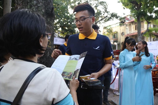 4 tour du lịch đi bộ miễn phí khám phá khu vực phố cổ