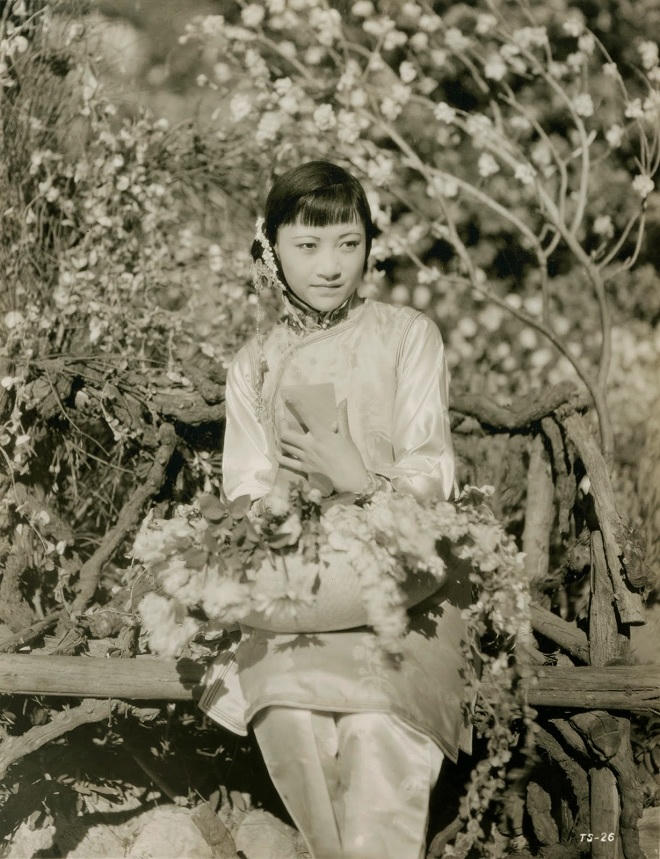 Phim mới về Lý Tiểu Long gây tranh cãi