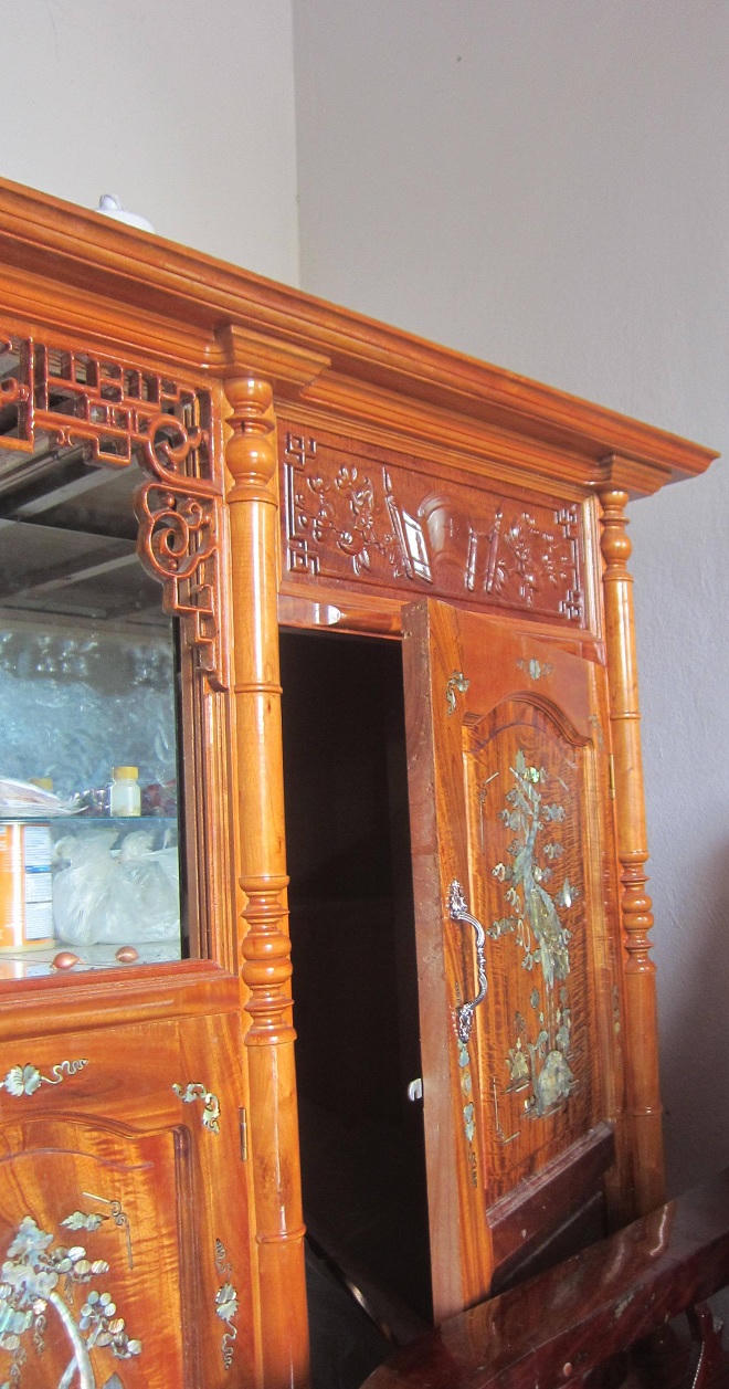 Sợ chồng tiêu hoang, vợ dựng hiện trường giả  trộm tiền