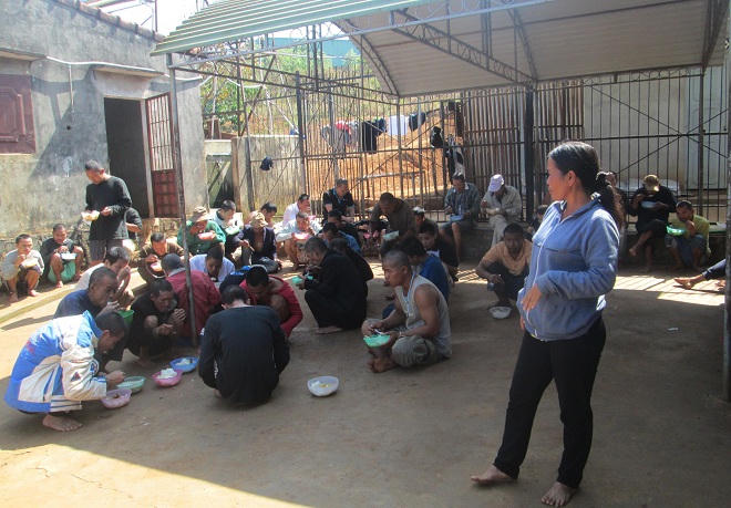 Ngôi nhà “cổ tích” của 74 người tâm thần