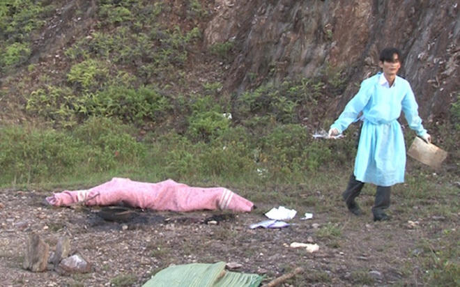 Thiếu phụ ăn chay trường tẩm xăng tự thiêu, chọn ngày chết đúng ngày sinh nhật