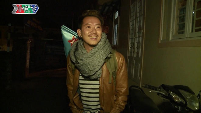 Minh An “ghiền mì gõ” bật khóc khi về thăm nhà cũ tại Đà Lạt