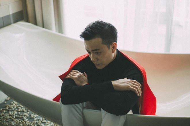 Lương Mạnh Hải khác lạ trong bộ ảnh mới