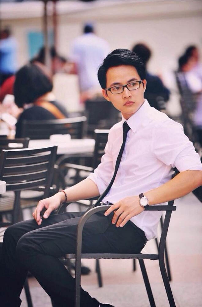 Giảng viên đẹp trai 'lắm chiêu' khiến nữ sinh viên 'phát sốt'