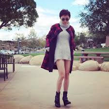 Kết quả hình ảnh cho 4. Áo cao cổ: sao Việt