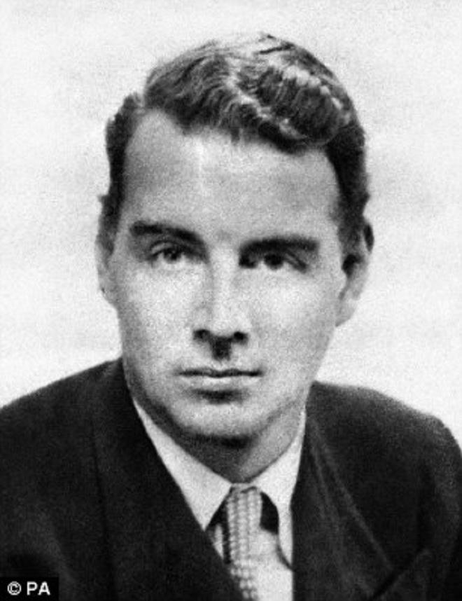 Guy Burgess - siêu điệp viên dưới vỏ bọc “sâu rượu”