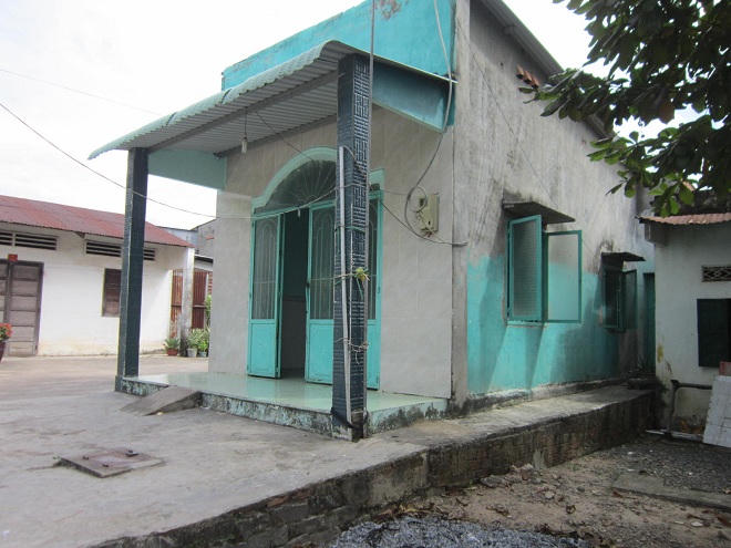 Rúng động: Ba chị em gái đều bị hàng xóm xâm hại cả năm trời