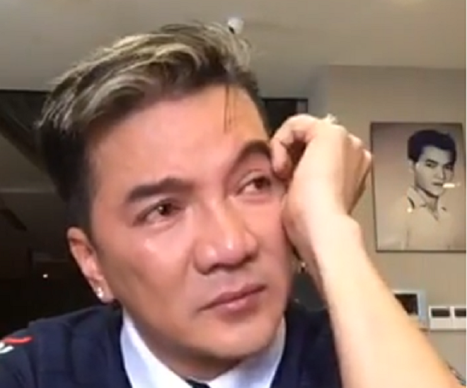 Tuổi thơ nhọc nhằn khiến Mr Đàm cắn răng trả nợ tiền tỷ cho mẹ 