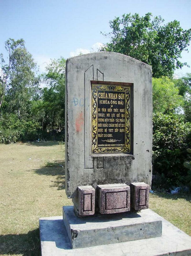 Bí ẩn hai bảo vật 'ông đen', 'ông đỏ' có niên đại hàng trăm năm