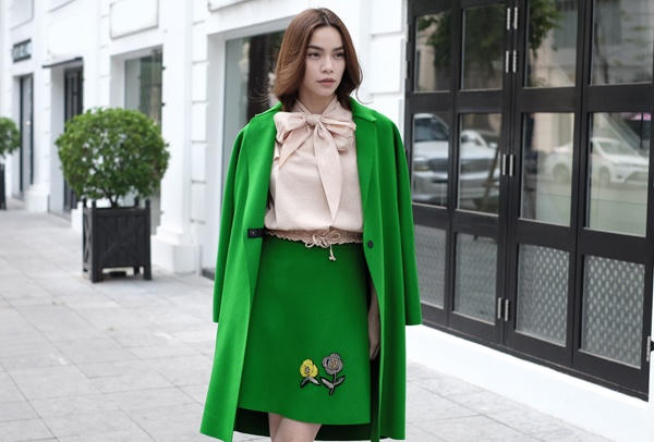Hà Hồ gợi ý mặc áo dạ choàng sang chảnh