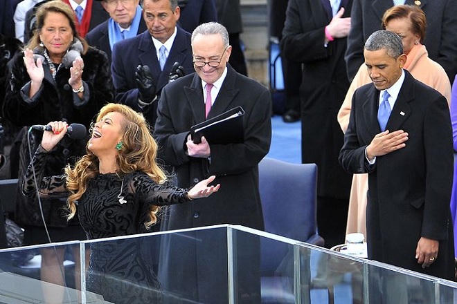 Tại sao các ngôi sao từ chối biểu diễn trong lễ nhận chức của Trump?