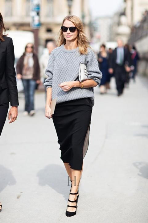 Kết quả hình ảnh cho Áo len rộng sao Châu Âu