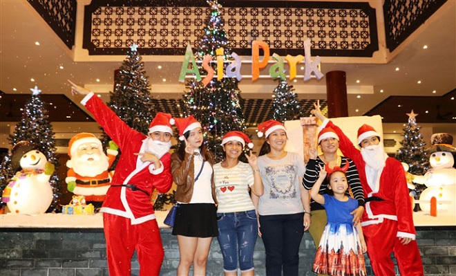 Giáng sinh rộn ràng ở Asia Park