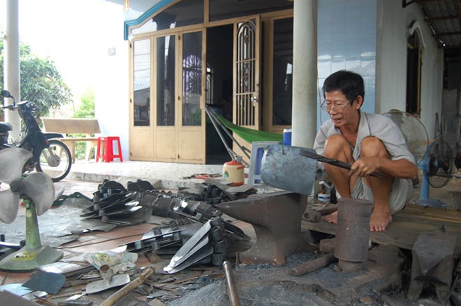 Những lò rèn leo lét ở làng nghề 'đệ nhất vùng Nam Bộ' một thời  