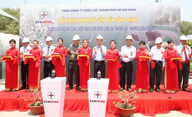 Tiếp tục hành trình thắp sáng vùng sâu, đảo xa…