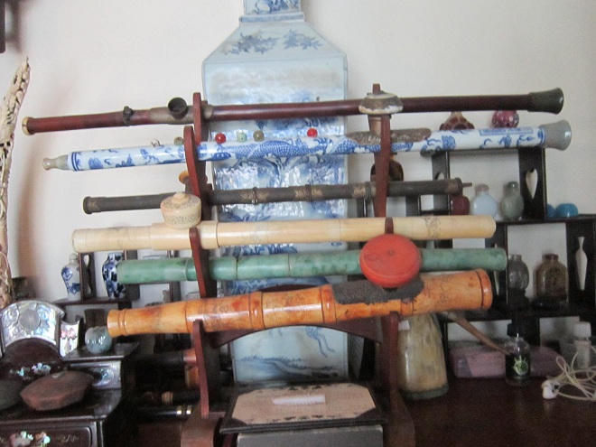 Bộ sưu tầm cổ vật hàng ngàn món nổi tiếng TP HCM