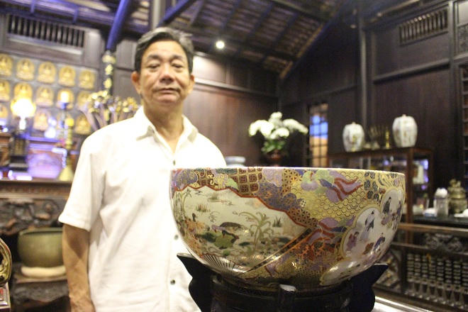 Bộ sưu tầm cổ vật hàng ngàn món nổi tiếng TP HCM