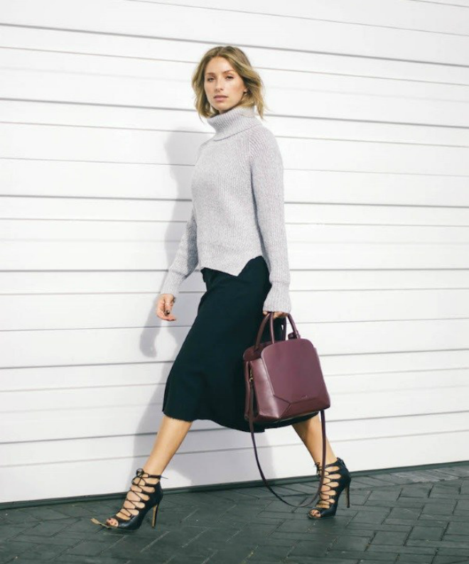 Kết quả hình ảnh cho Áo len cổ lọ oversized