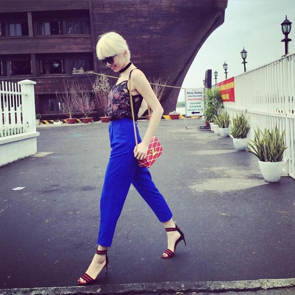 Street style phóng khoáng, cá tính của Tóc Tiên street-style-phong-khoang-ca-tinh-của-toc-tien