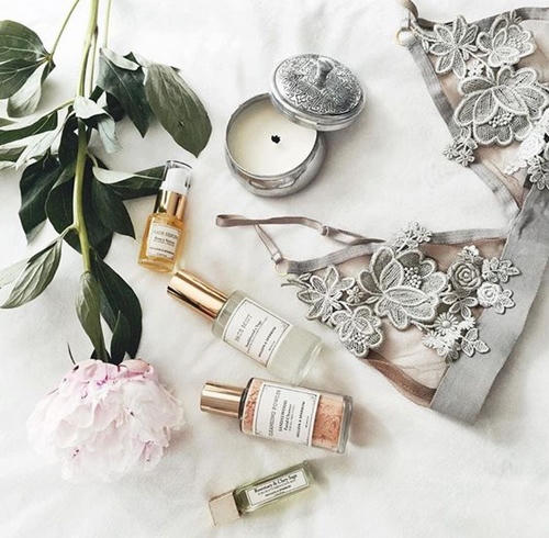 Dọn tủ cuối năm: 5 món nên giữ, 5 món vứt thẳng tay - 11