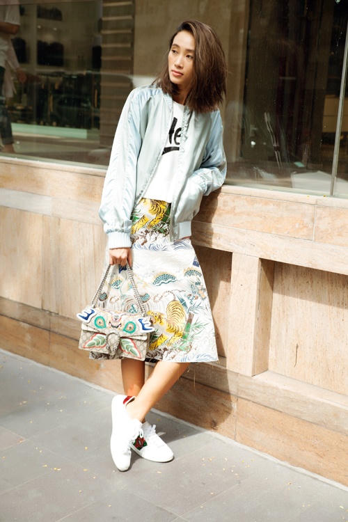 Sao Việt thời thượng với thời trang họa tiết