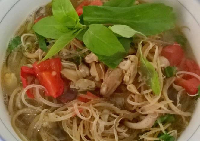 Kết quả hình ảnh cho canh hến nấu hoa chuối